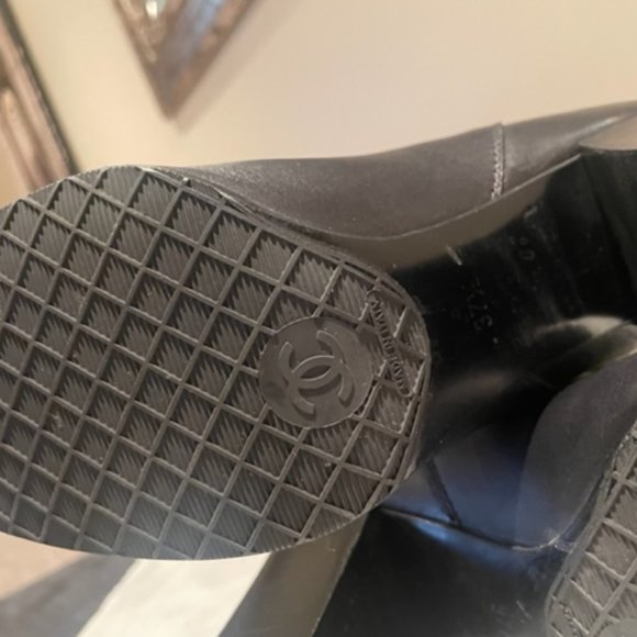 CHANEL Boots - Picture 16 of 16